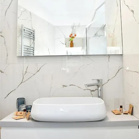 Clodio Apartment *